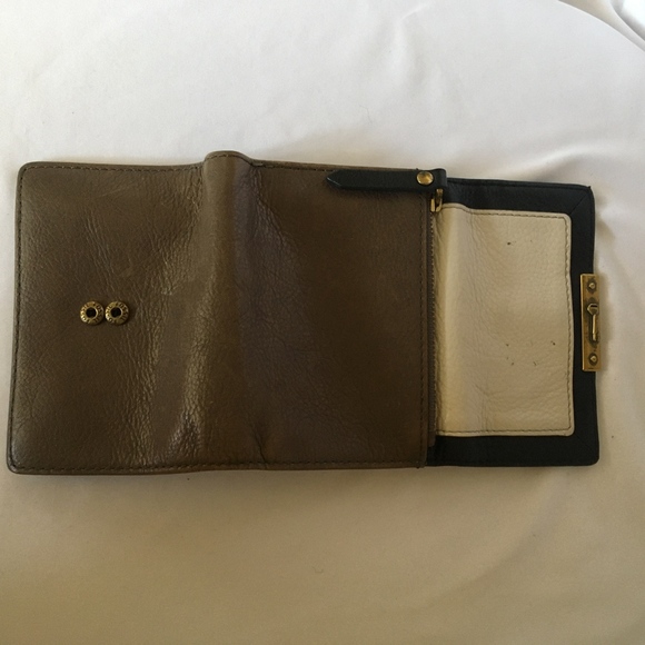 Vintage Fossil Leather Trifold Color-Block Wallet - Picture 4 of 9